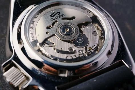 Seiko 4R36 Movement (Everything you need to .
